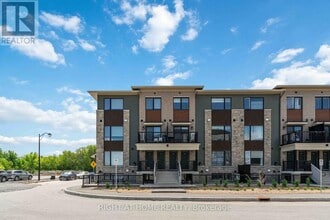 Building Photo - 1310 Creekway Private