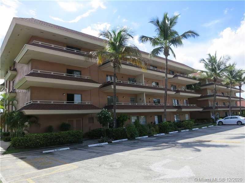 Foto principal - 17530 NW 68th Ave