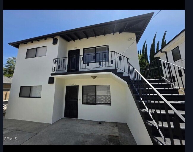 Foto del edificio - 12246 Oxnard St