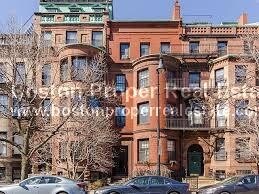 Building Photo - Super-Spacious---Dog Friendly Brownstone