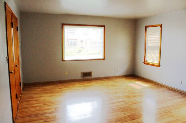 Foto del edificio - 3957-3959-3959 N 53rd St