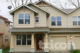 Building Photo - 2280 South Dr