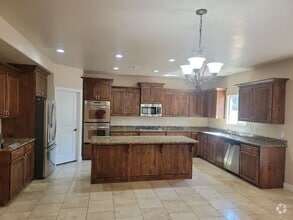 Building Photo - 2569 S 240 W