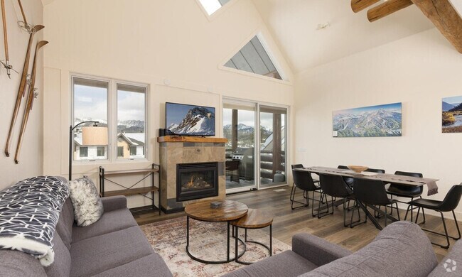Building Photo - c1 Saddle Ridge Rd