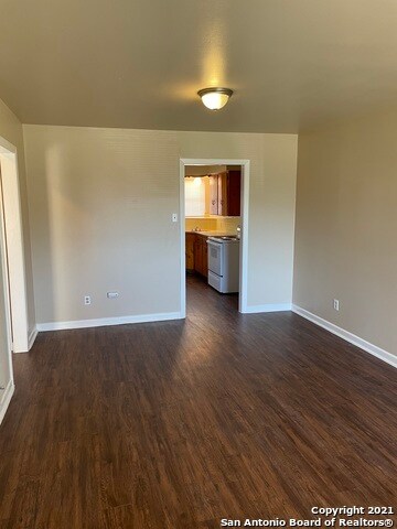 Foto del edificio - 211 Sunnyland Dr