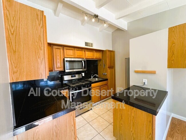 Building Photo - 45432 Panorama Dr
