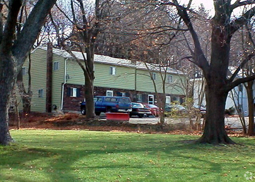 Primary Photo - 128-134 Park Ave