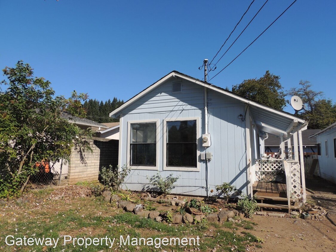 Primary Photo - 1 br, 1 bath House - 722 W Franklin St.