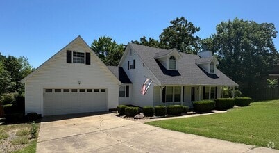 Building Photo - 3109 Glen Flora Way