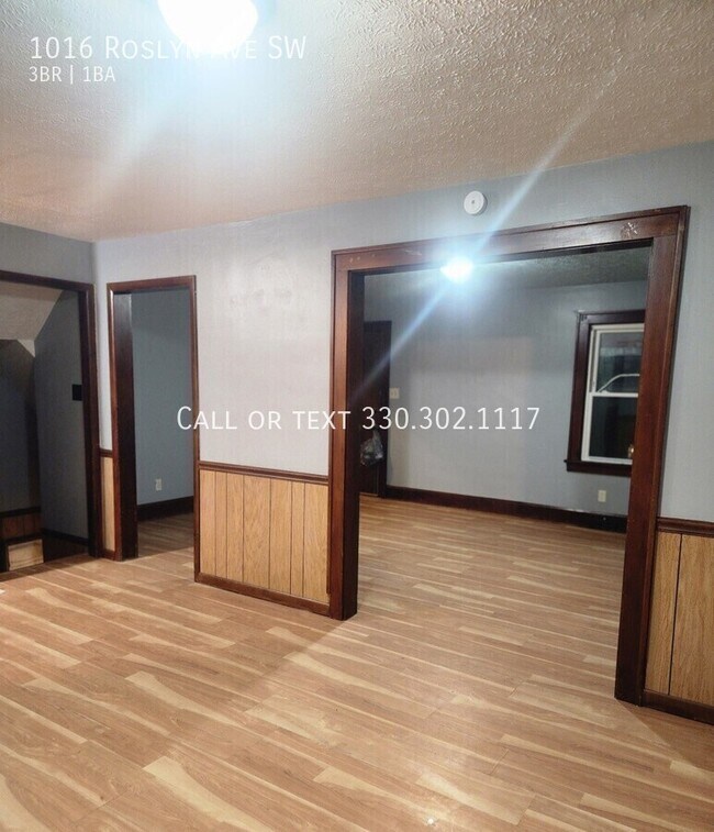 Building Photo - Three bedroom house ready for you to move ...