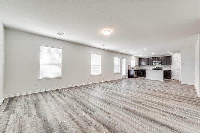 Building Photo - 2620 Walker Ave