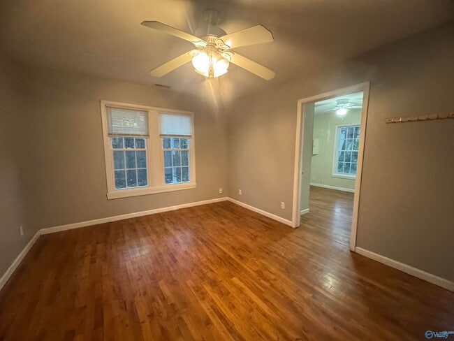 Foto del edificio - 2411 Kildare St NW