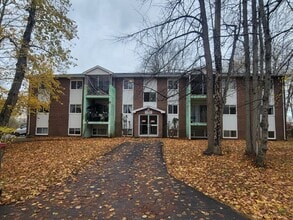 Building Photo - 157 Prince St