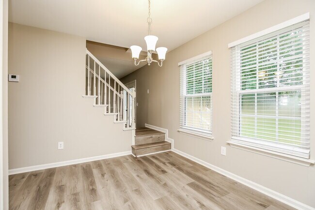 Building Photo - 105 Cedar Bend Ct