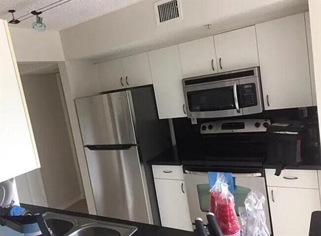 Foto del edificio - 3874 Lyons Rd