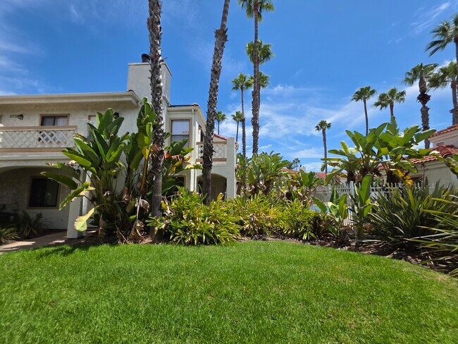 Foto del edificio - 9378 Twin Trails Dr