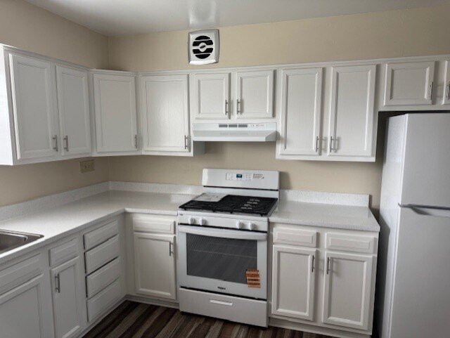 Foto del edificio - Pickwick Apartments