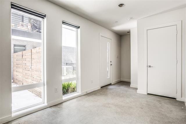 Foto del edificio - 2190 Bennett Ave