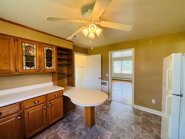 Building Photo - 3 Bedroom, 2.5 Bath House