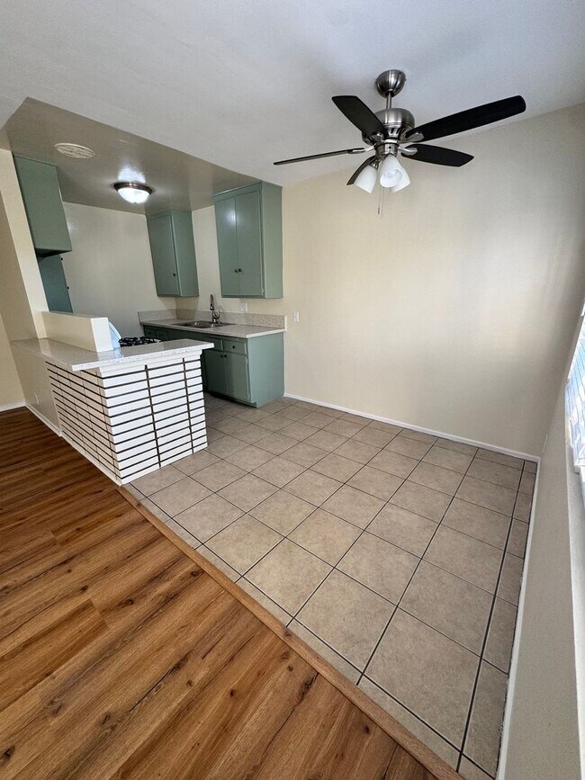 Foto del edificio - 1 BDRM, 1 BA WITH PARKING SPACE - *ASK ABOUT OUR MOVE IN SPECIAL!