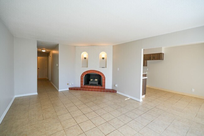 Foto del edificio - 8356 Paso Del Norte Ct