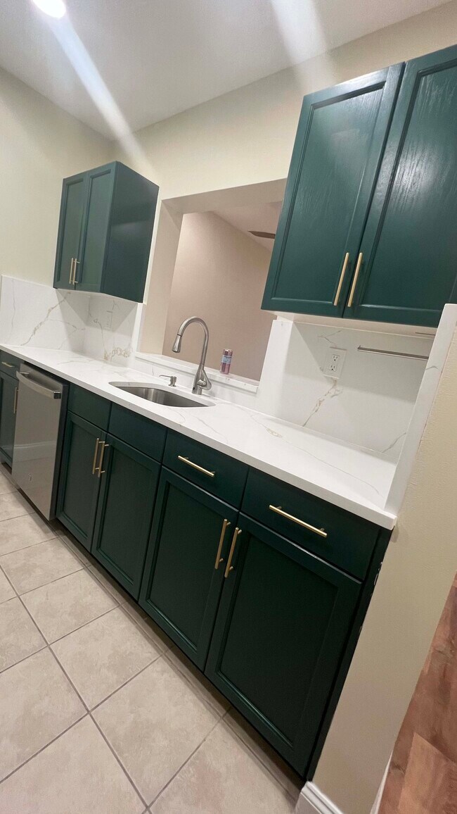 Photo - 130 Post Ave Apartment