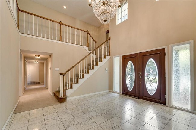 Building Photo - 7609 Westwind Dr