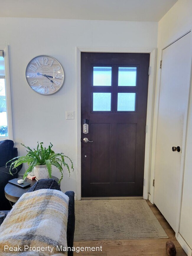 Foto del edificio - 4 br, 2 bath House - 2 Irwin St.