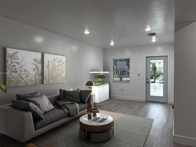 Foto del edificio - 526 NW 6th St