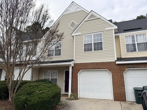 Building Photo - 5106 Bartholomew's Ln