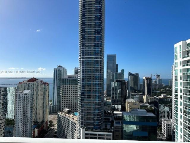 Foto del edificio - 950 Brickell Bay Dr