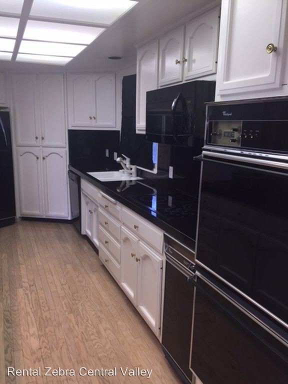 Building Photo - 3 br, 2 bath House - 2460 N Gurr Rd