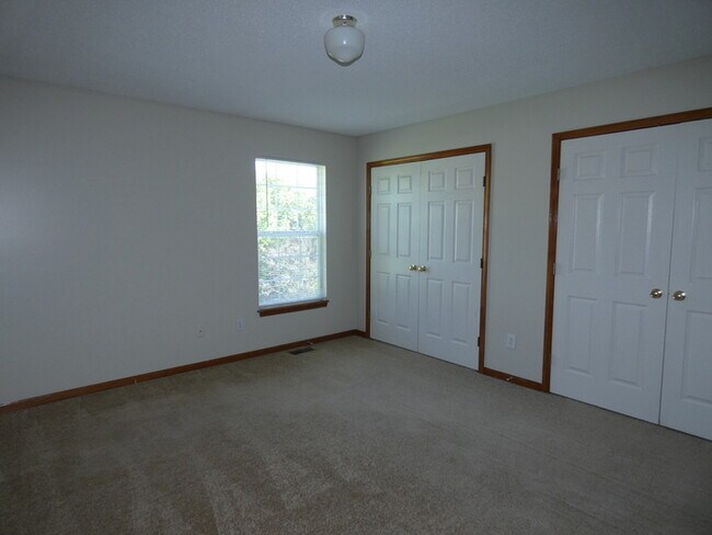 Foto del edificio - 1418 Galway Ct