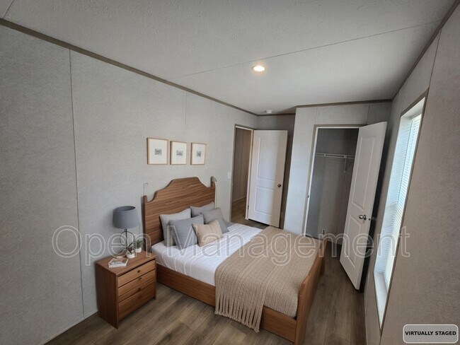 Foto del edificio - 4511 Dirt Rd