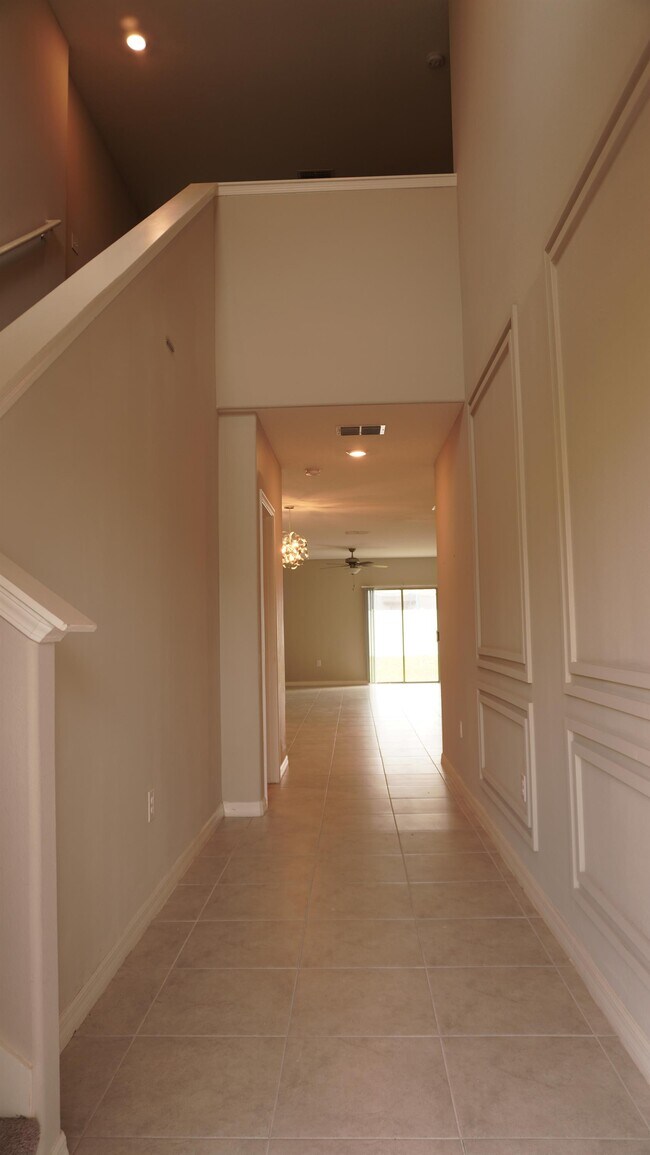 Building Photo - 14427 English Lavender Dr