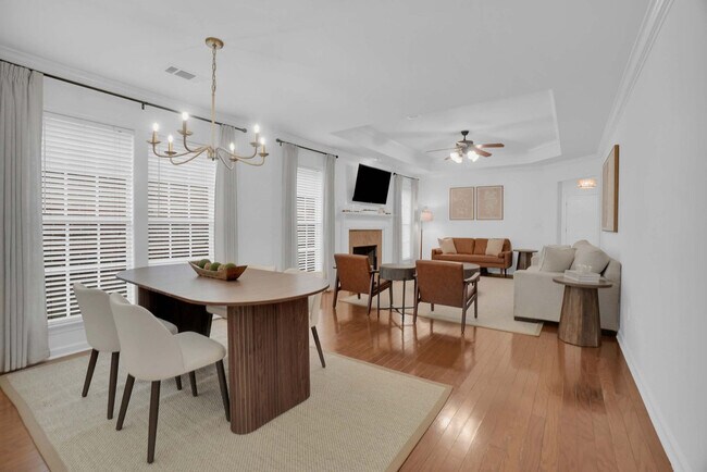 Foto del edificio - 8261 Dison Dr