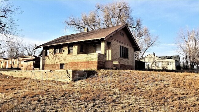 Building Photo - 801 Sheridan Boulevard