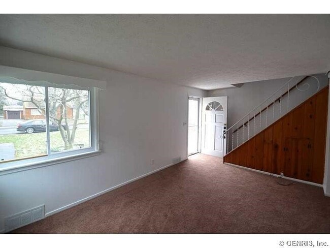 Building Photo - 126 Colin St