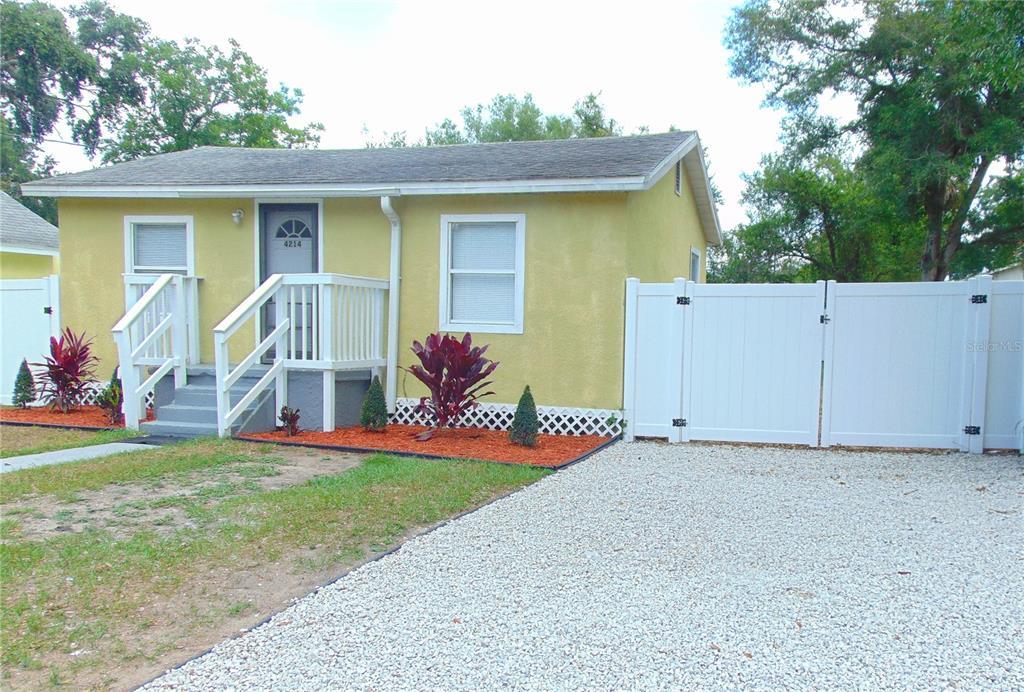Primary Photo - 4214 E Palifox St