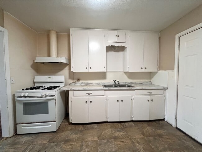 Foto del edificio - 3519 4th St