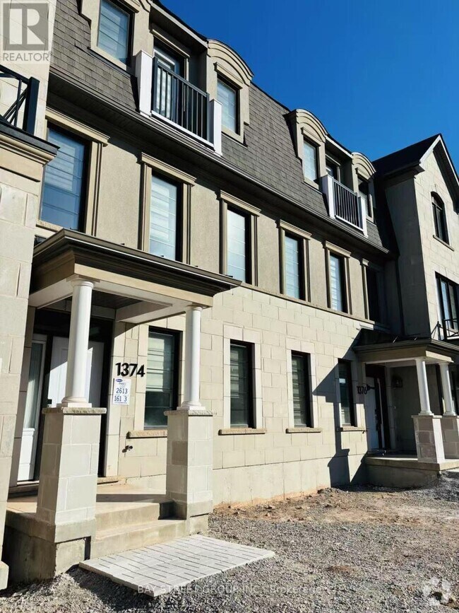 Building Photo - 1374 Ripplewood Ave