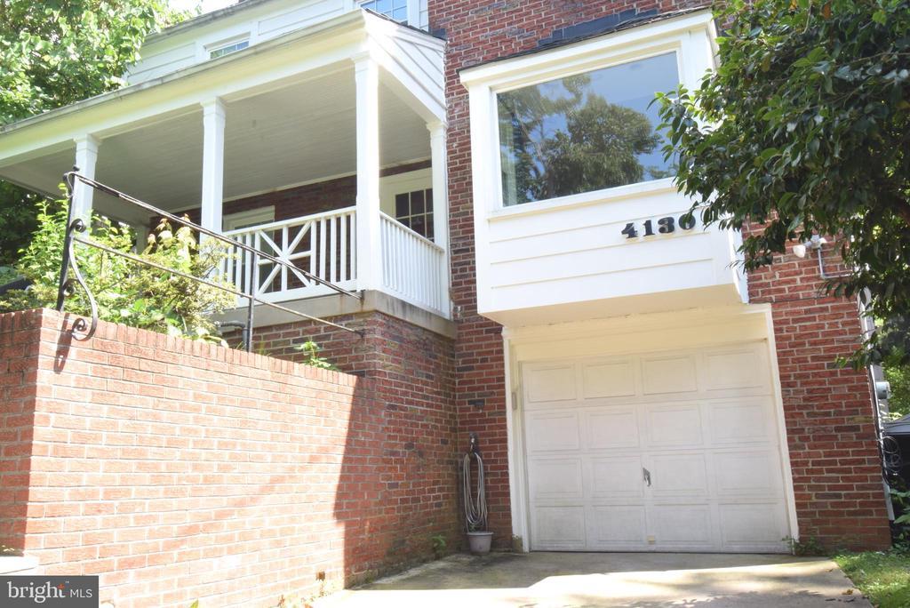 Foto principal - 4130 Leland St