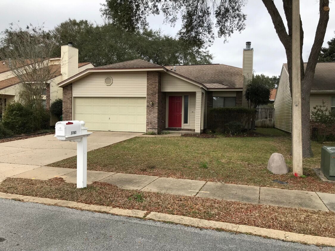 Building Photo - 3783 Peachtree Way