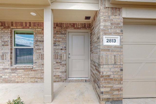 Building Photo - 2813 Ozark Cir