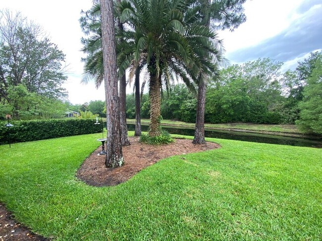 Building Photo - 3560 Avalon Cove Dr E