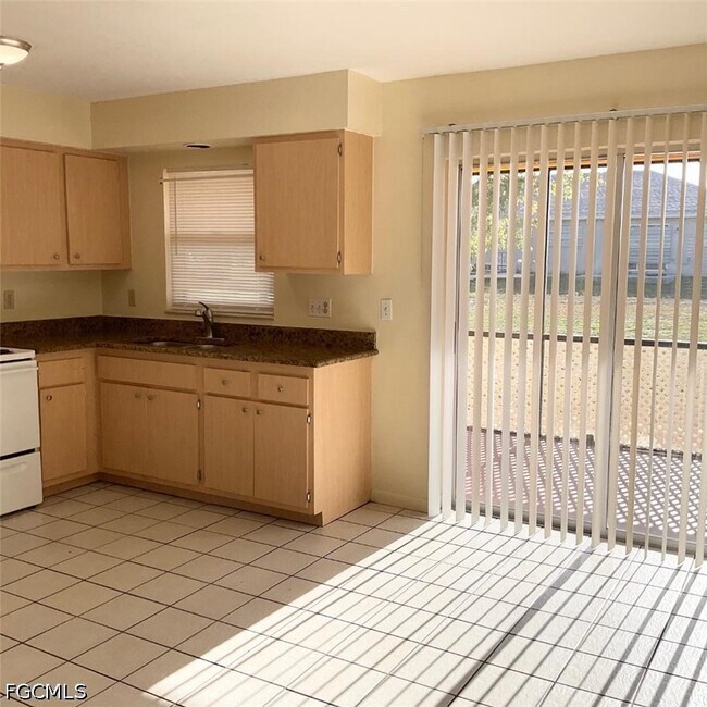 Foto del edificio - 1423 Andalusia Blvd