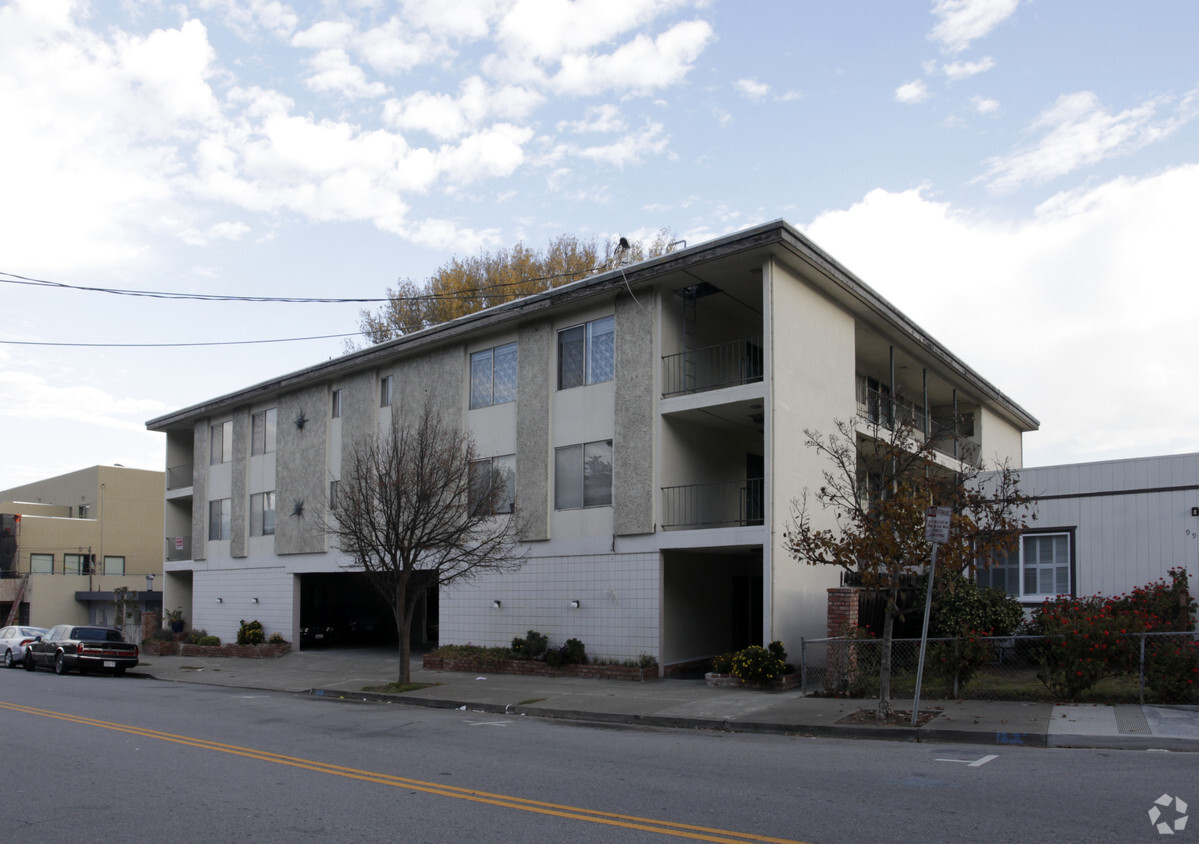 Primary Photo - 35 San Bruno Ave
