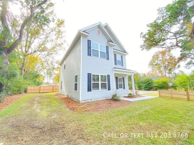 Building Photo - 730 Catawba Rd