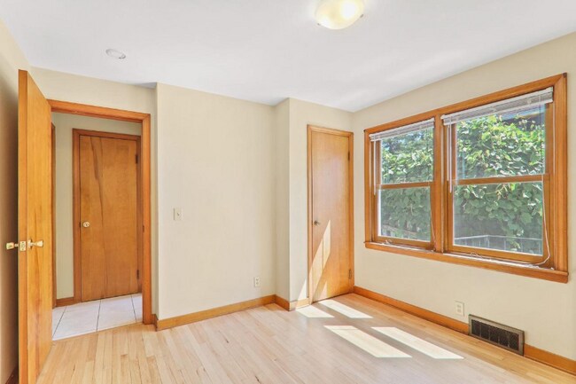 Foto del edificio - 2225 Winnebago St