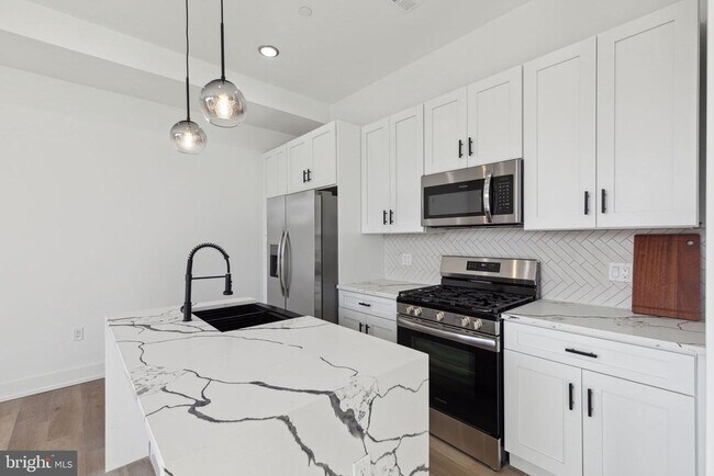 Foto del edificio - 2449 N 2nd St